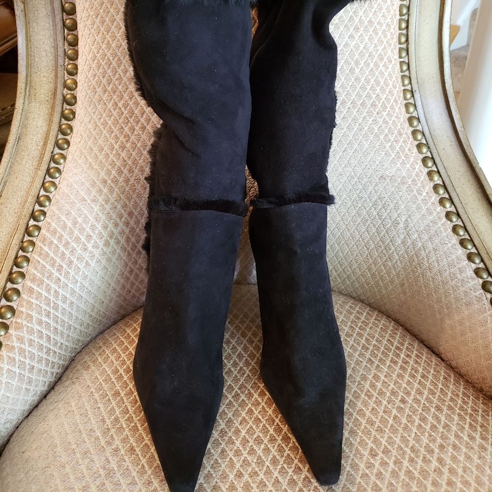 Boots - Picture 3 of 5